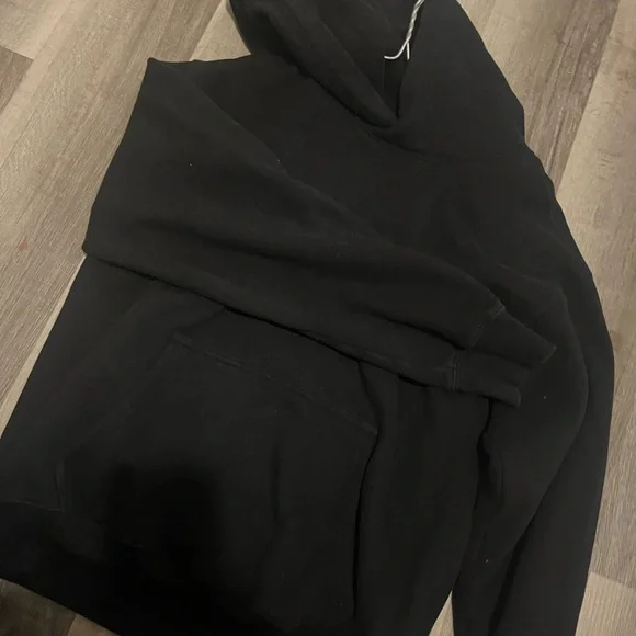 Aritzia sets - Picture 7 of 7